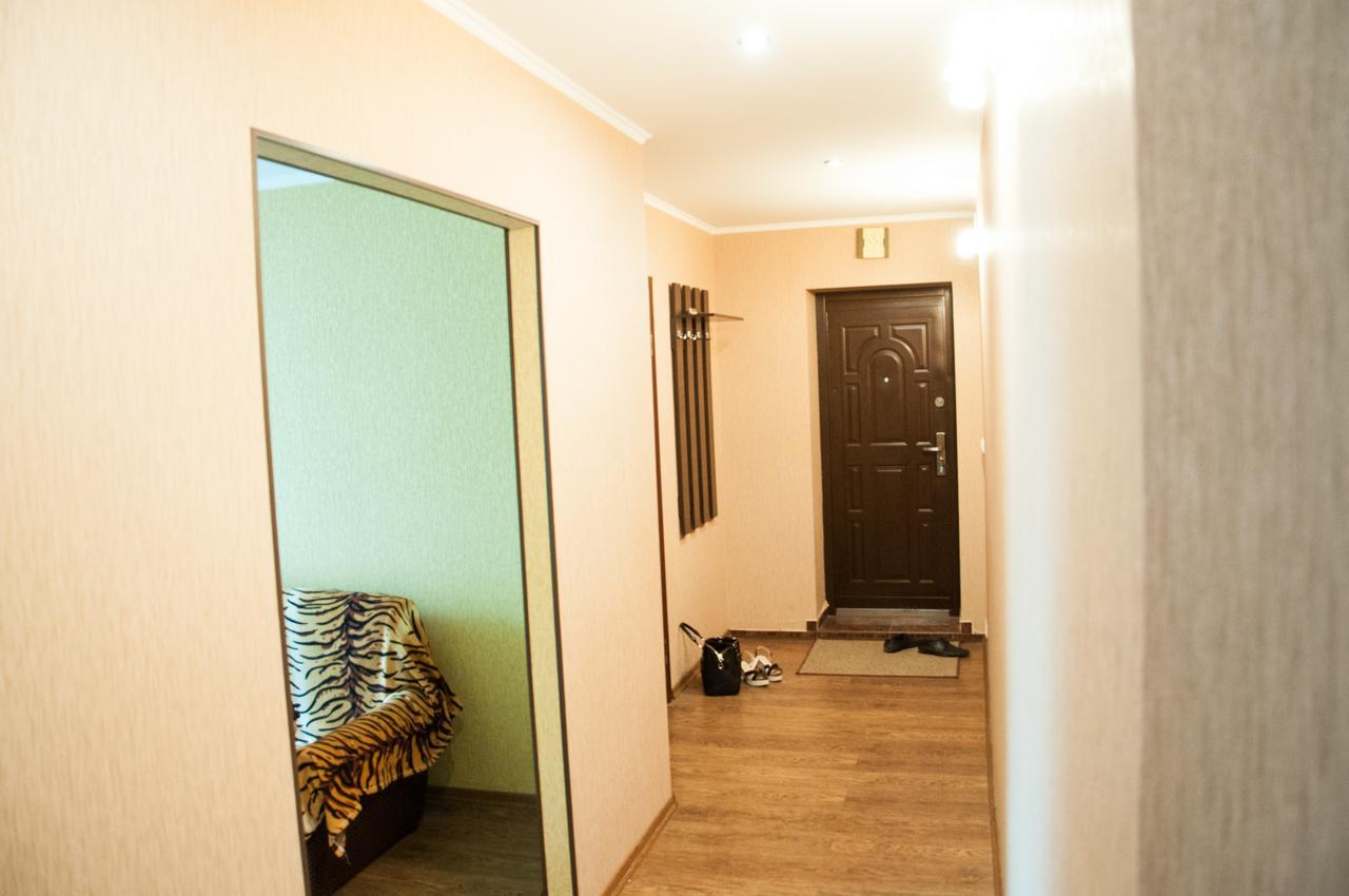 Apartments On Svobody 39 أوزهورود المظهر الخارجي الصورة